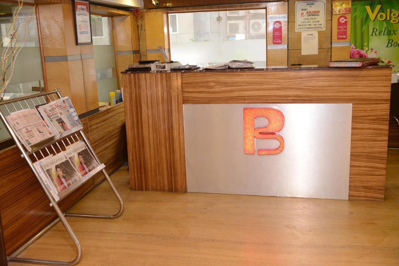 Hotel Balsons Continental Нью-Дели Экстерьер фото
